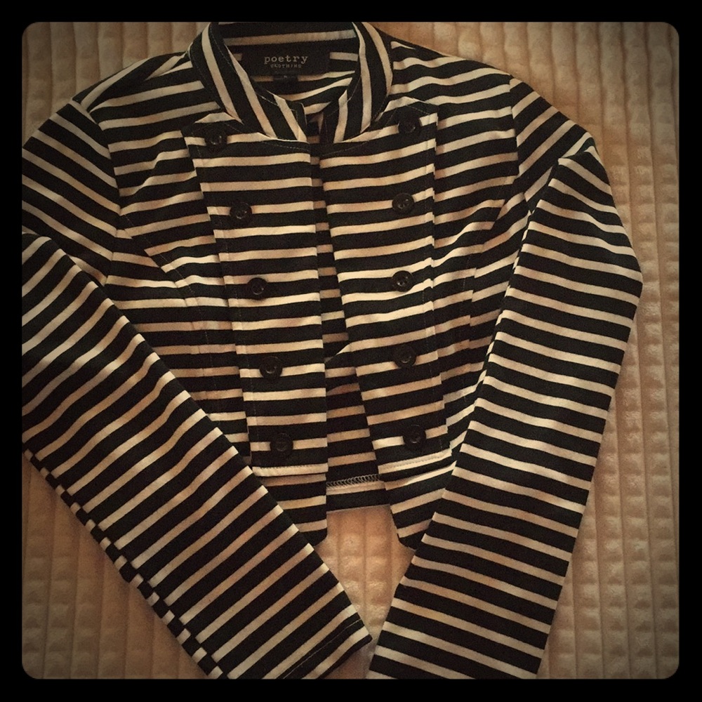 Light half jacket